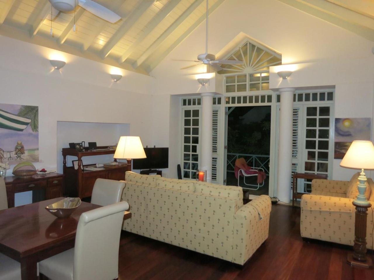 Inchcape Seaside Villas Christ Church Buitenkant foto